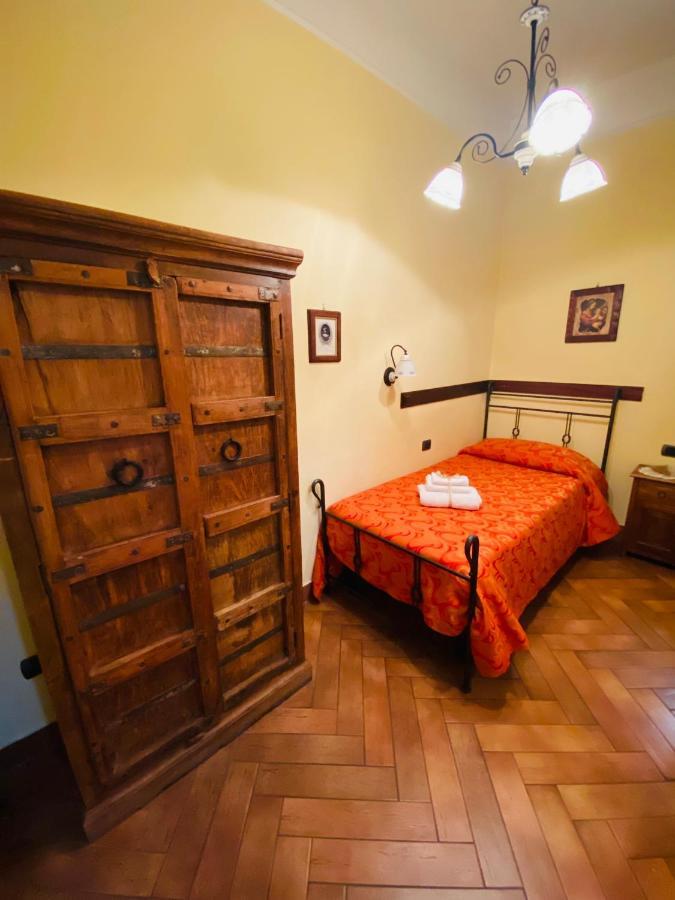 B&B Conte Cavour Naples Luaran gambar