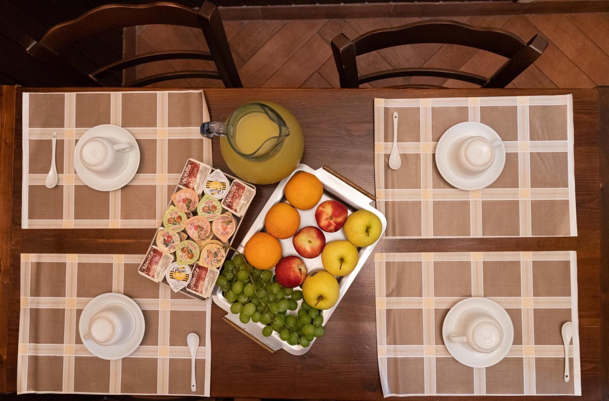 B&B Conte Cavour Naples Luaran gambar