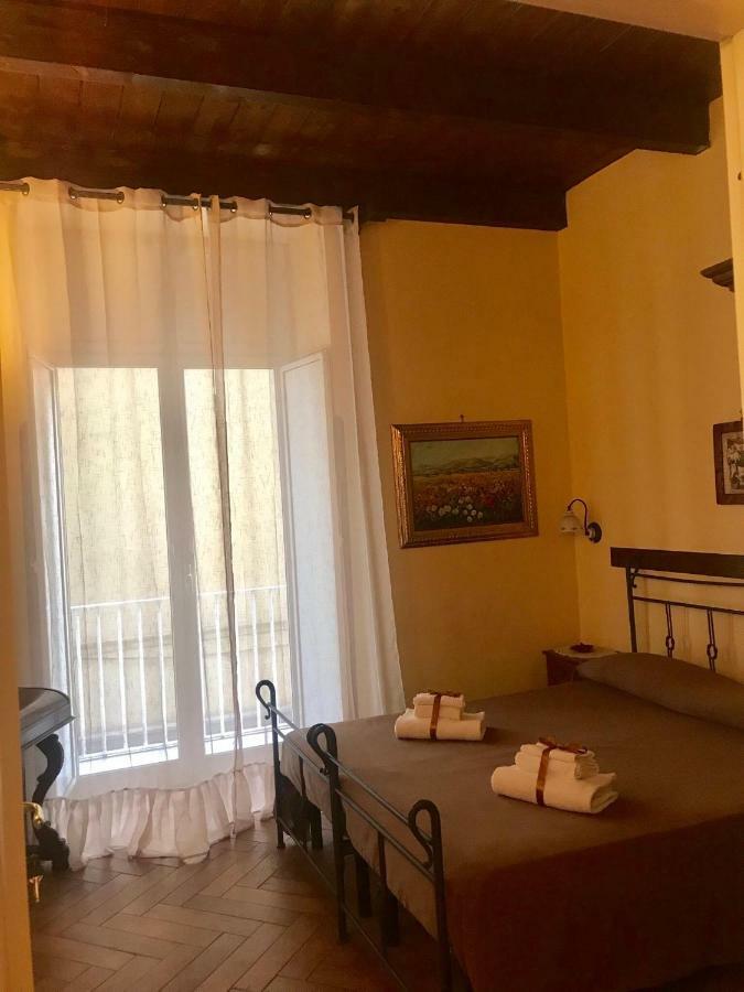 B&B Conte Cavour Naples Luaran gambar