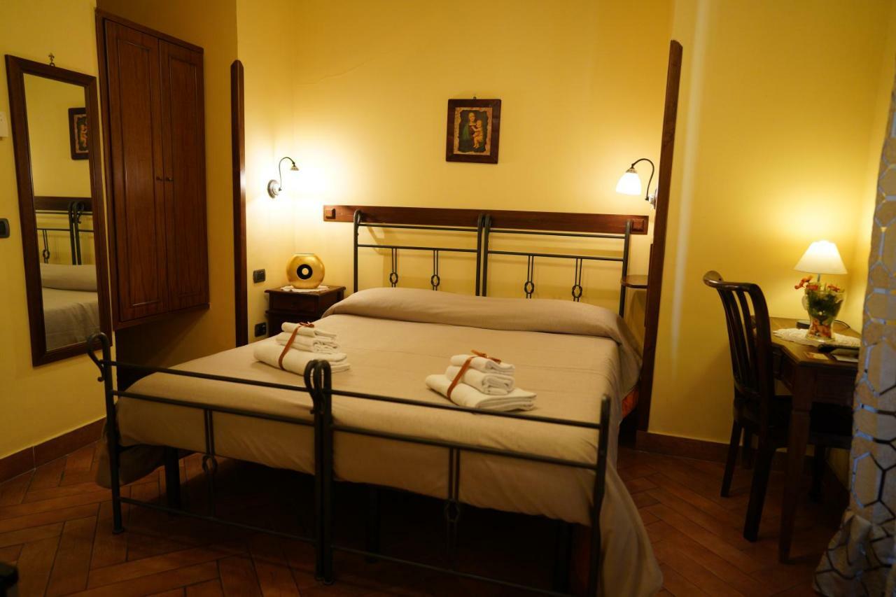 B&B Conte Cavour Naples Luaran gambar