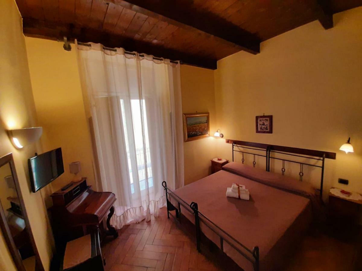 B&B Conte Cavour Naples Luaran gambar