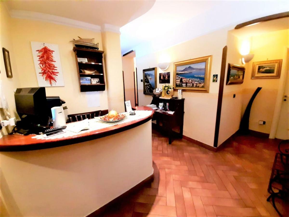 B&B Conte Cavour Naples Luaran gambar